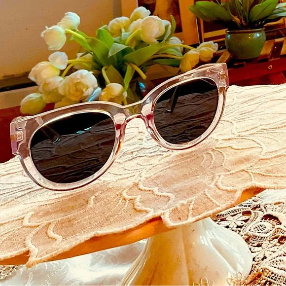 A KJAERBEDE TRANSPARENT SUNGLASSES - Picture 3 of 8